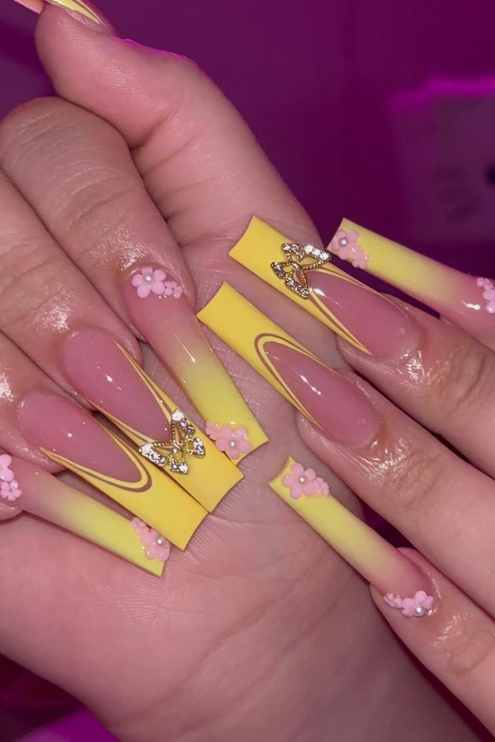 Golden Bloom – Sunny Floral Coffin Nails