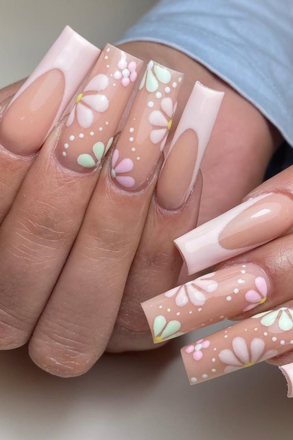 Soft Daisy Dream – Delicate Pastel Floral Coffin Nails for spring