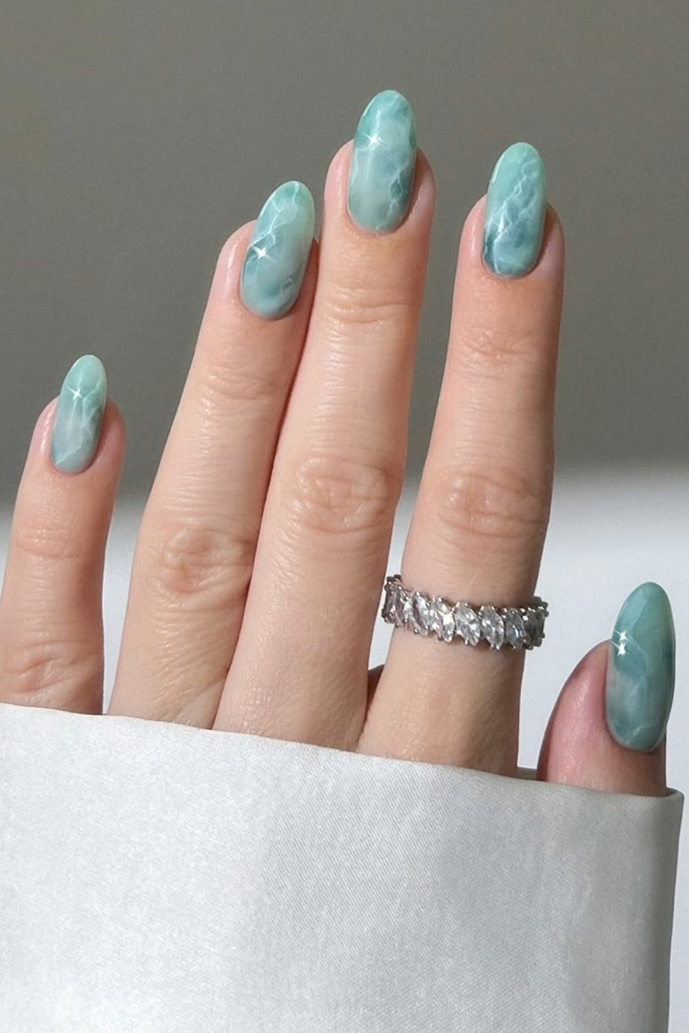 Aqua Water Reflection Nails – Tranquil & Dreamy for Spring