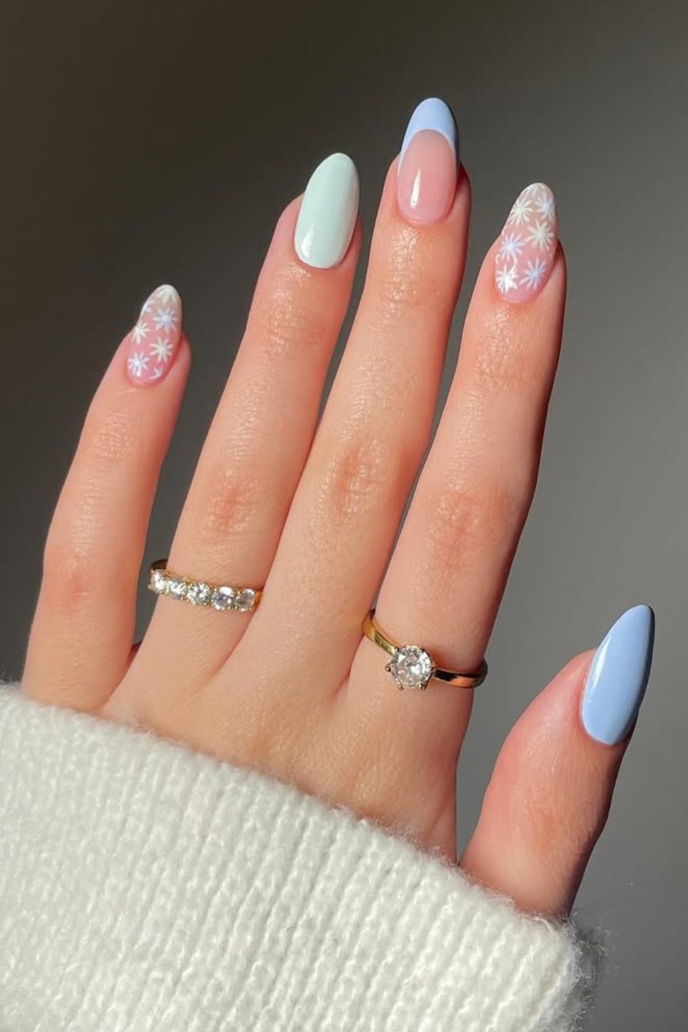 Soft Pastel Daisy Nails – A Fresh & Delicate Spring Look