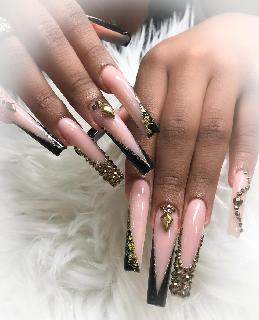 Classy Coffin Birthday Nails (10)