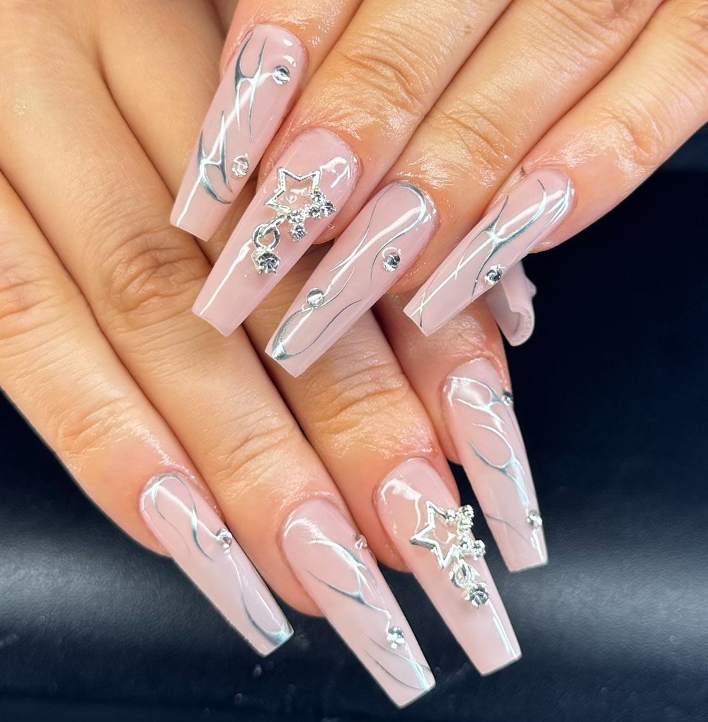 Classy Coffin Birthday Nails (17)