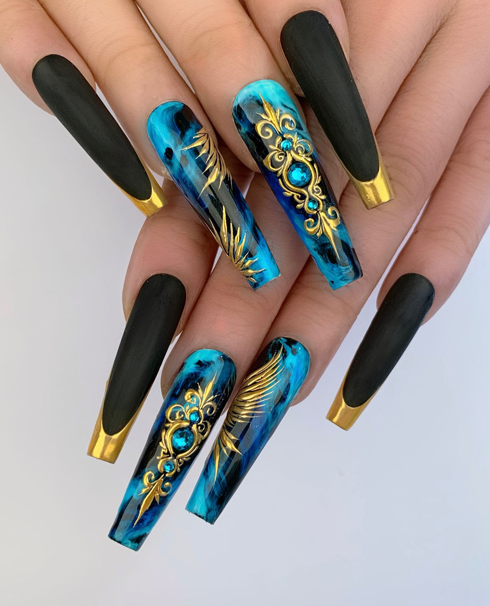 Classy Coffin Birthday Nails (34)