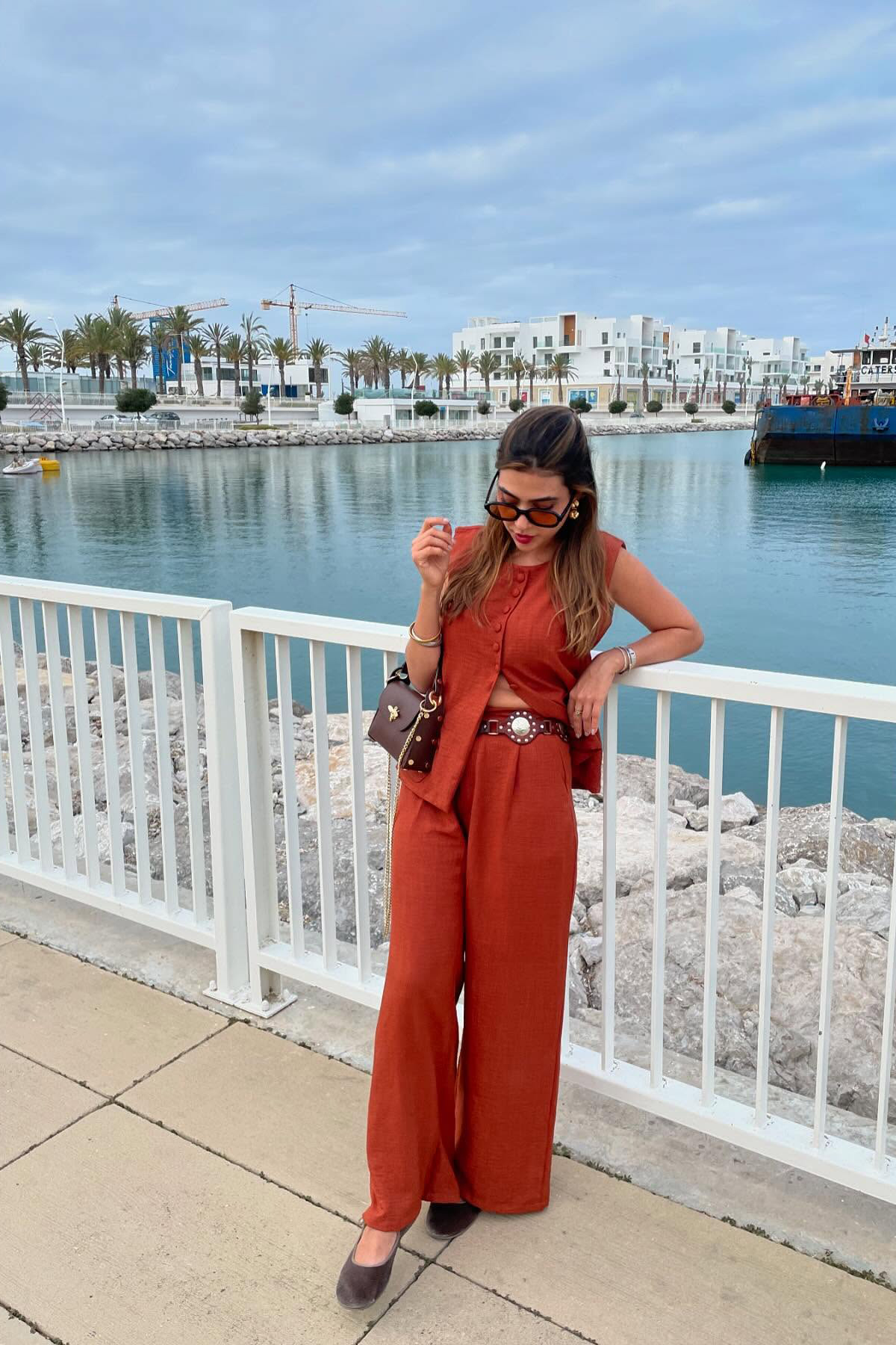 Classy Summer Outfit for Women Over 40 - 23