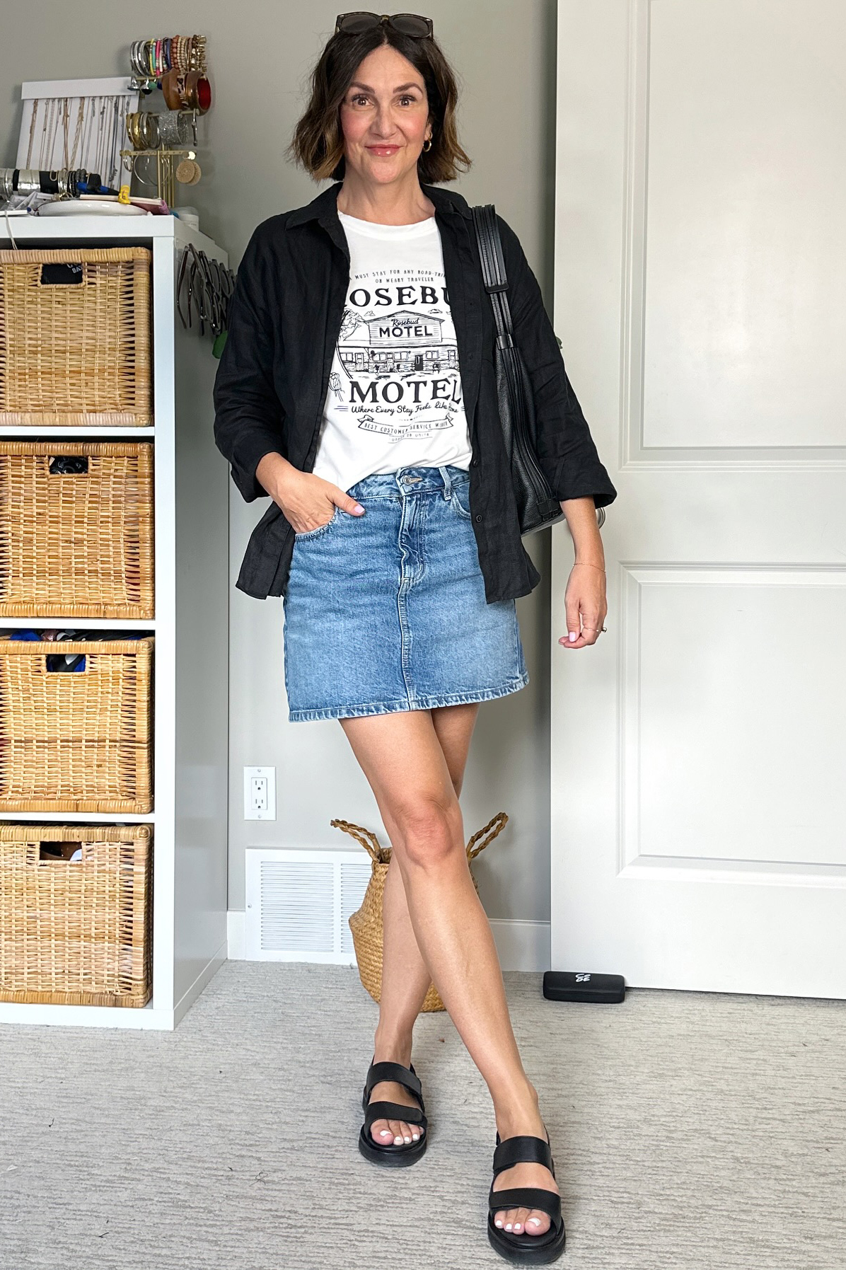 Classy Summer Outfit for Women Over 40 - 5