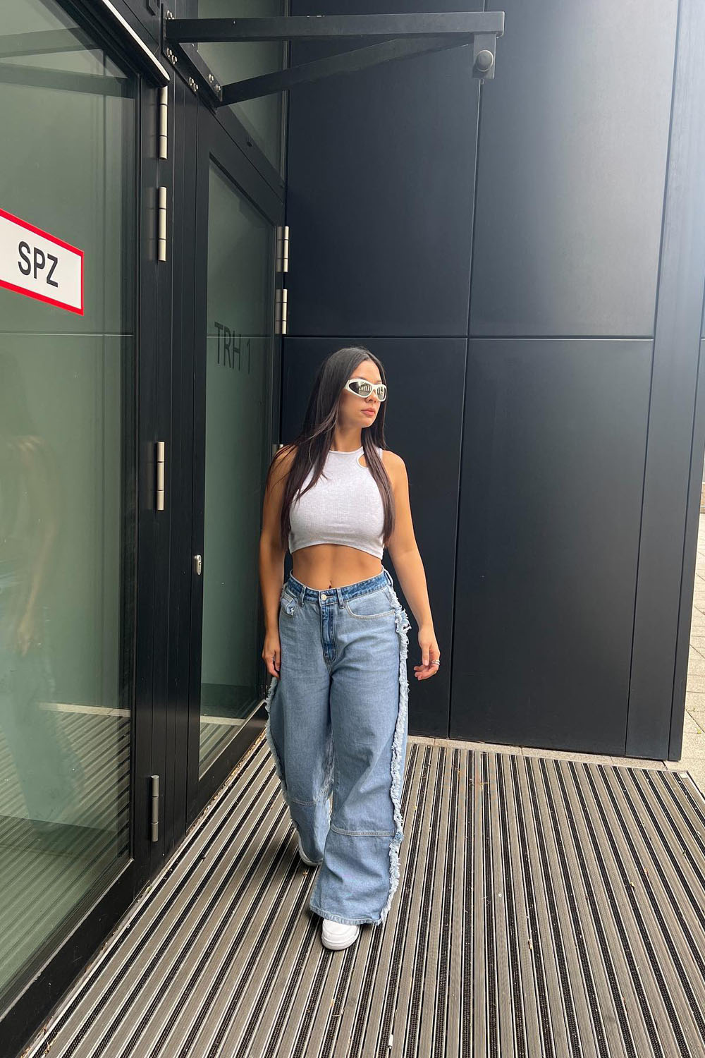 Summer Streetwear Outfits For Women (20)