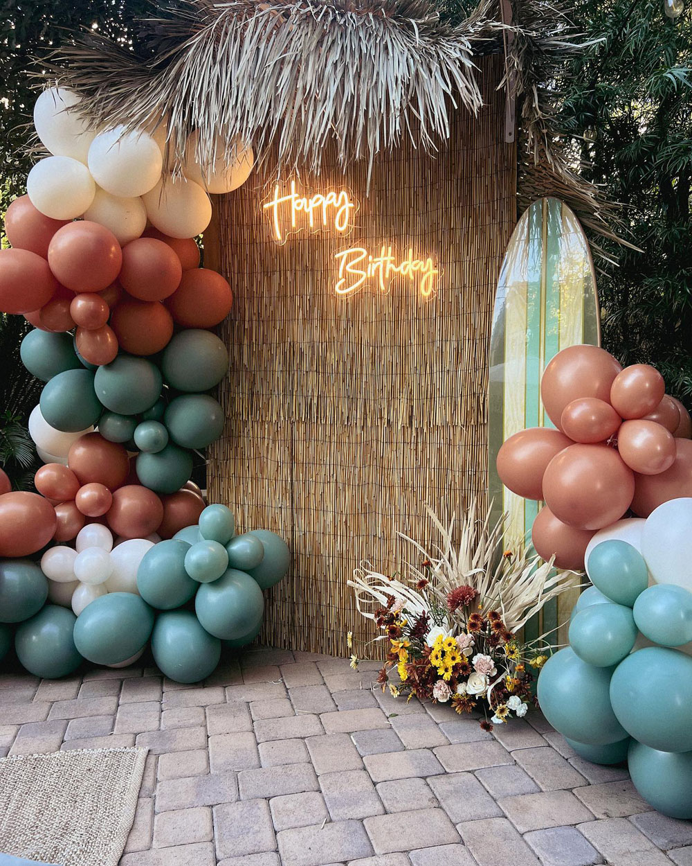 101+ Fun & Unique 20th Birthday Party Ideas - Best Status Pics ...
